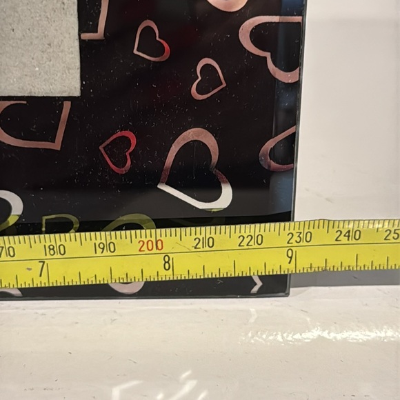 Black Heart Patterned Glass Picture Frame 3.5” x 5.5” photo 9” x 7” frame - Picture 6 of 8